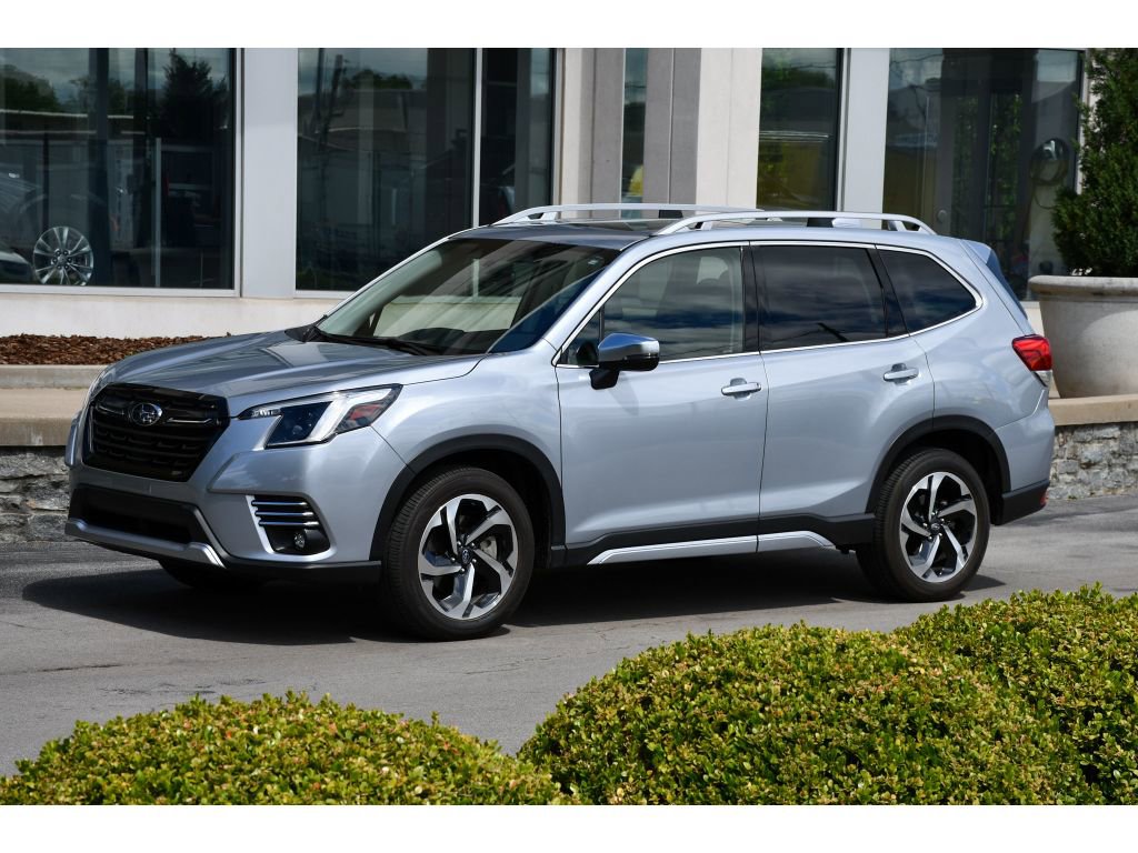 Used 2023 Subaru Forester Touring AWD/4WD image 8