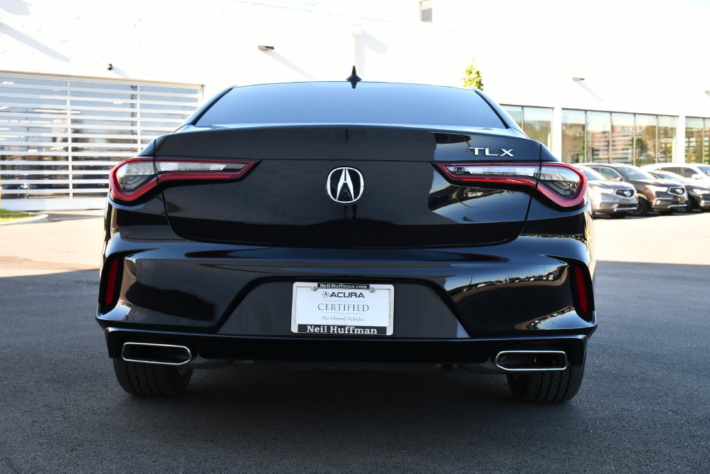 Used 2023 Acura TLX FWD image 9