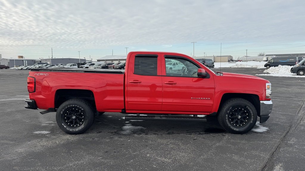 Used 2017 Chevrolet Silverado 1500 LT w/ All Star Edition image 8