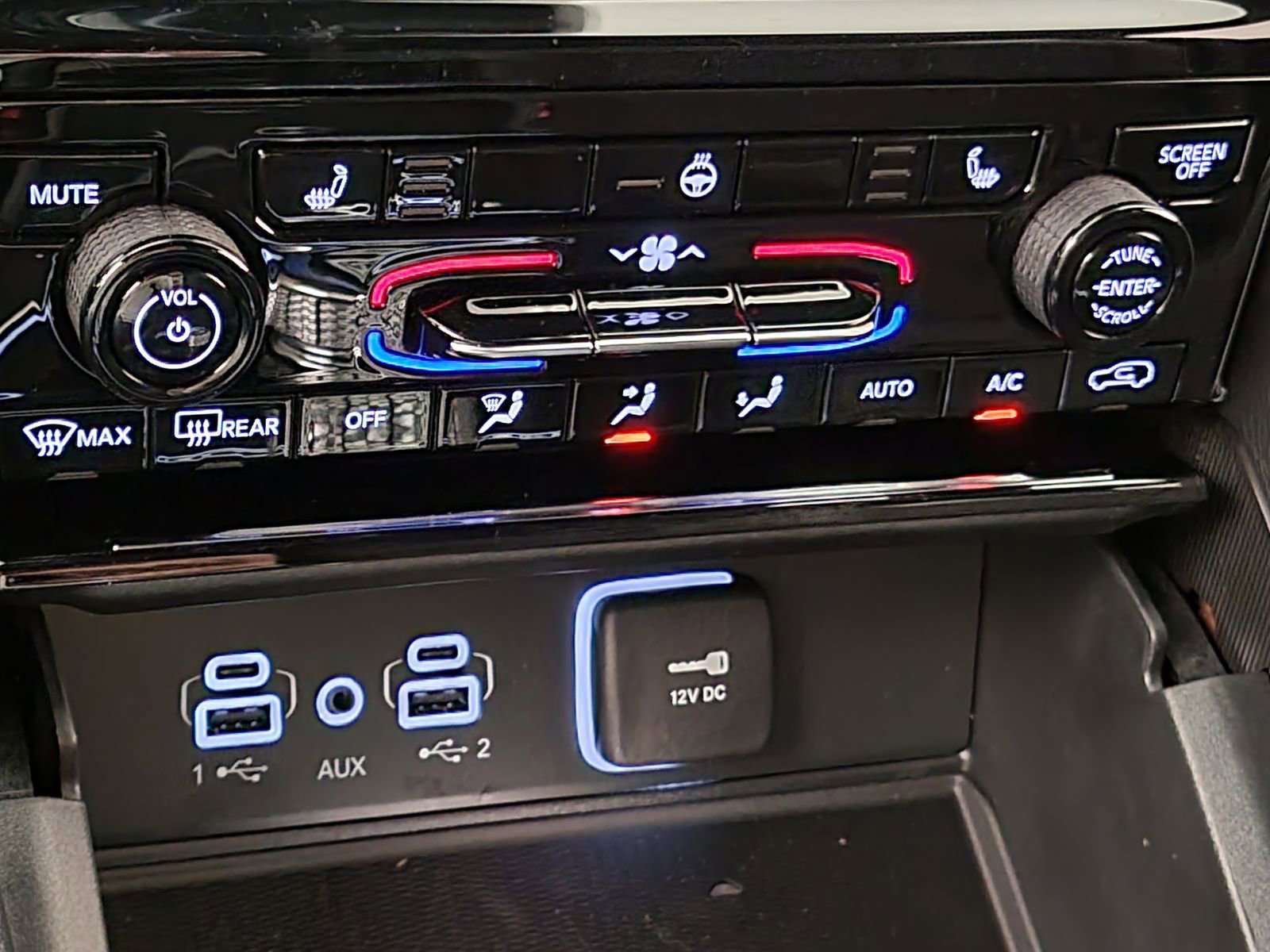 New 2025 Jeep Grand Cherokee L Altitude w/ Trailer Tow Package image 27