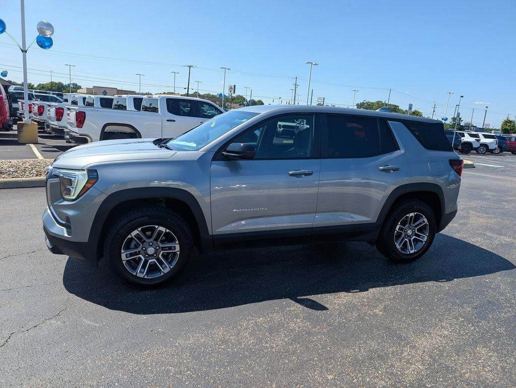Used 2025 GMC Terrain Elevation AWD/4WD image 4