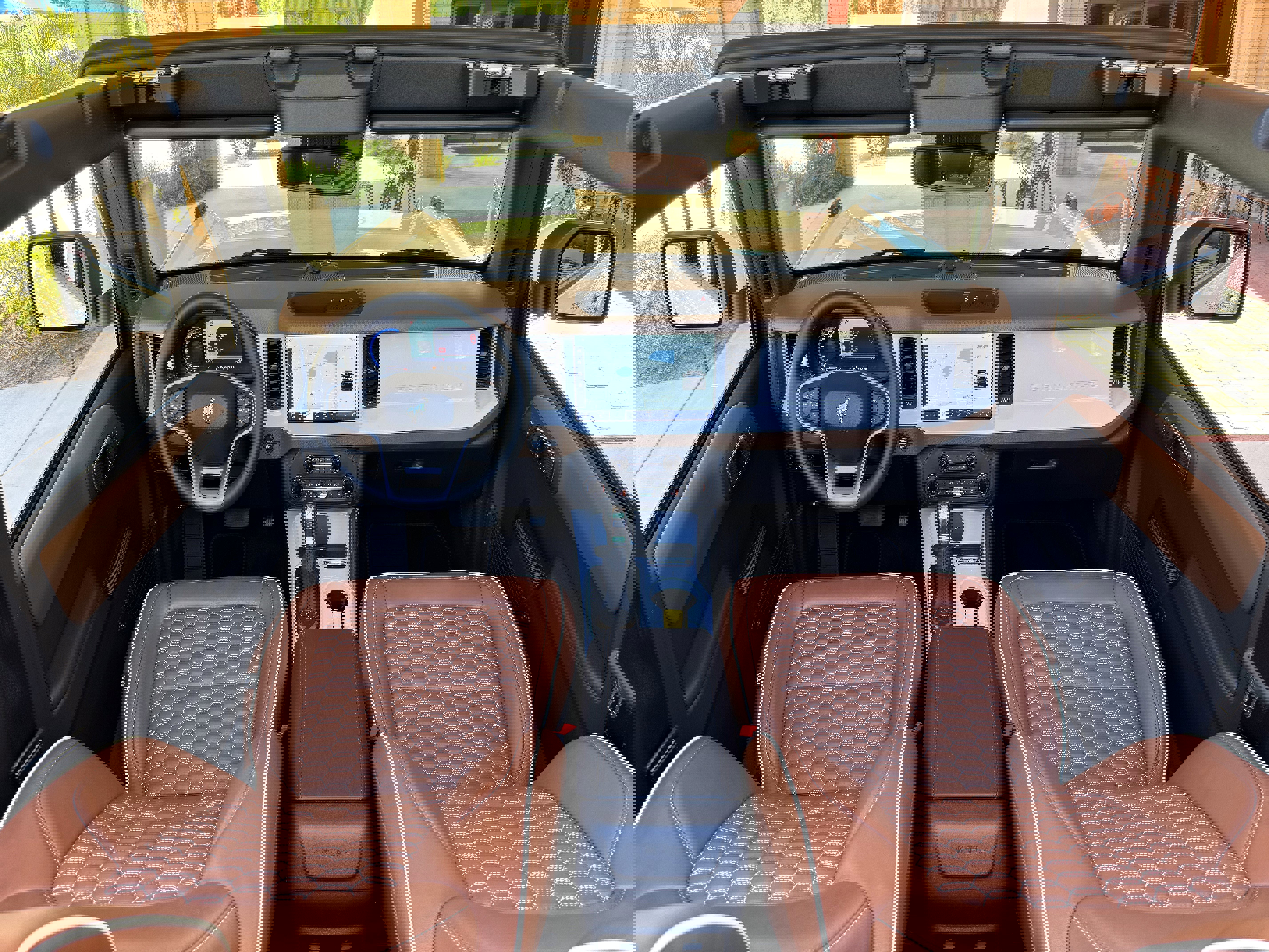 Used 2024 Ford Bronco Outer Banks image 27