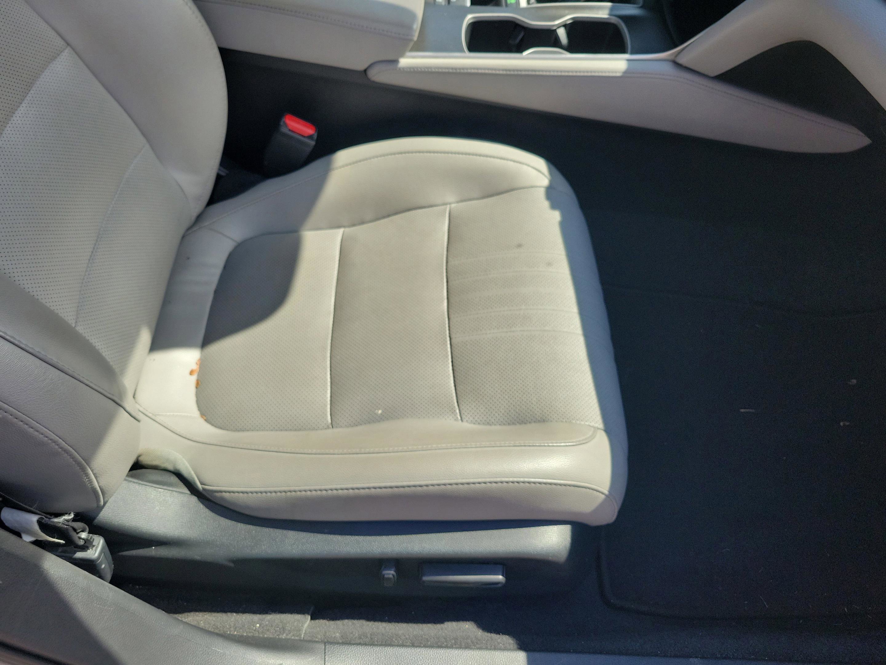 Used 2018 Honda Accord EX-L image 19