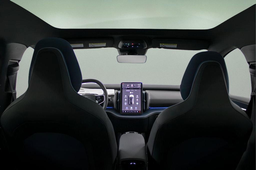 New 2026 Volvo EX30 Plus w/ Protection Package Premier image 11