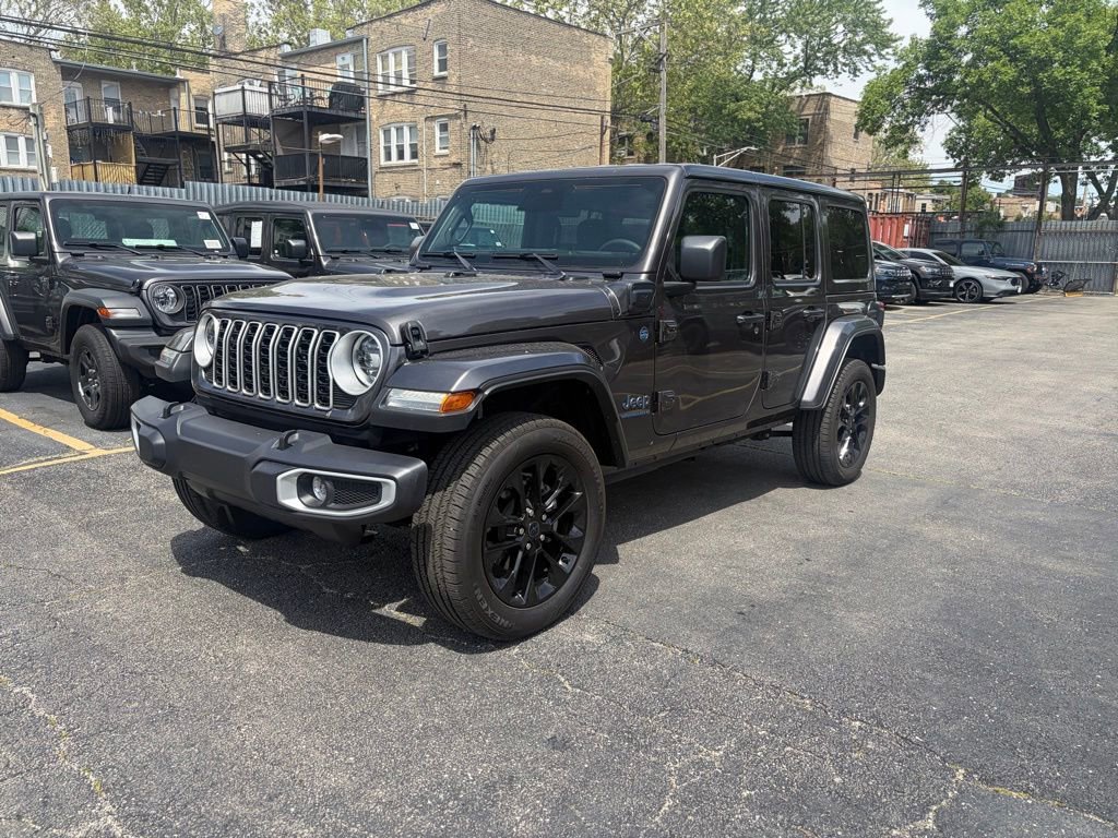 Certified 2025 Jeep Wrangler Unlimited Sahara w/ Safety Group AWD/4WD image 3