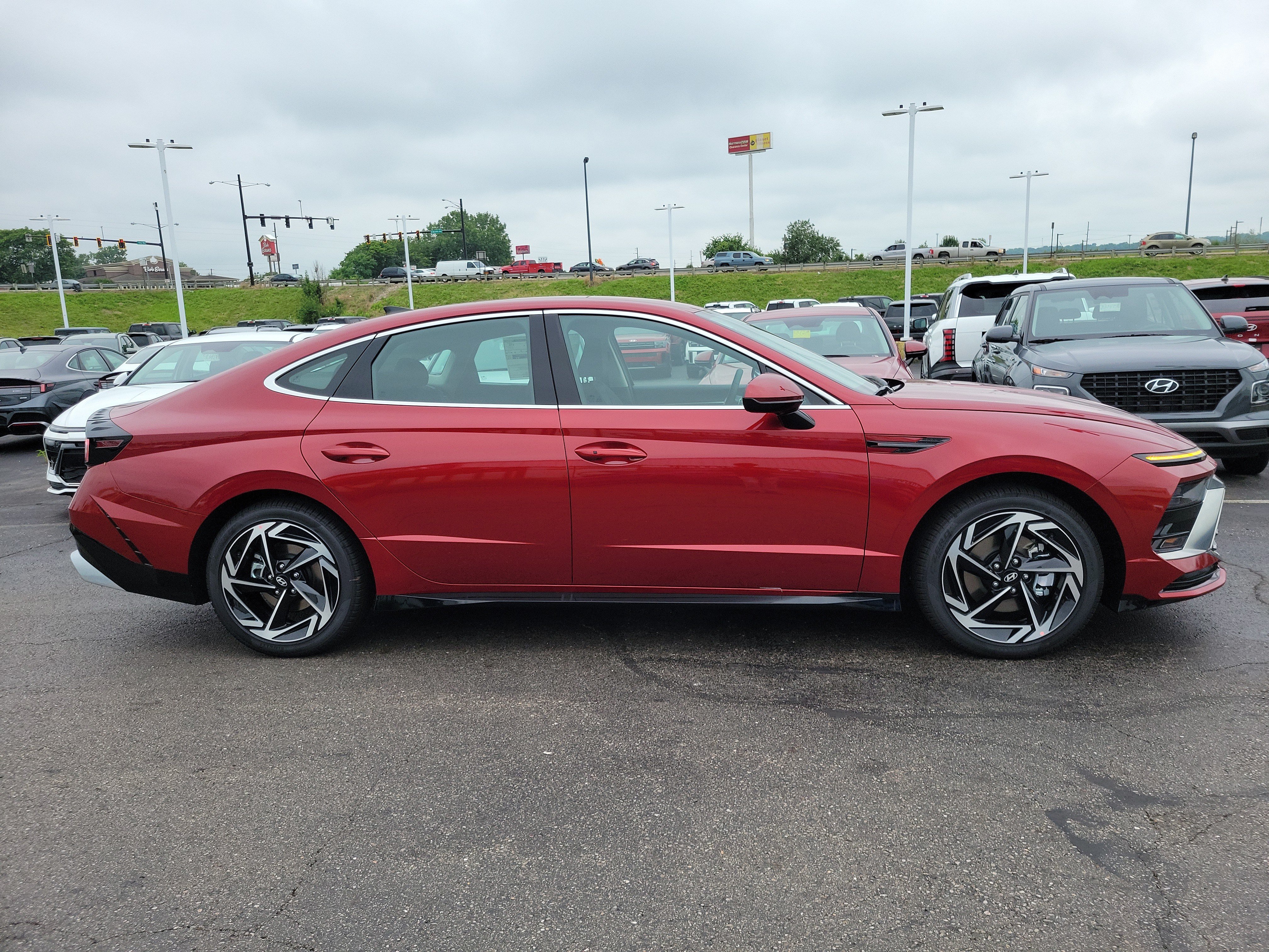 New 2026 Hyundai Sonata SEL AWD/4WD image 3