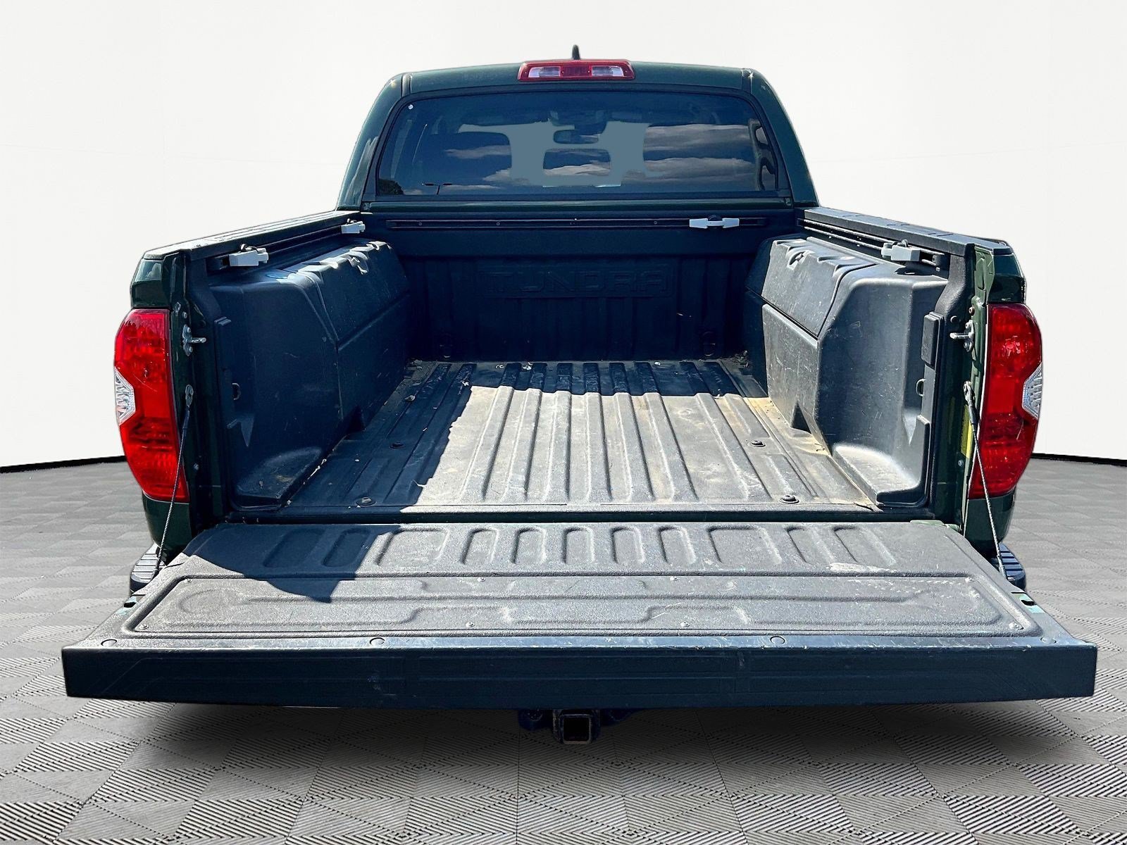 Used 2021 Toyota Tundra SR5 w/ Trail Edition AWD/4WD image 7