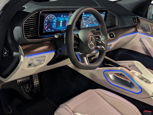 New 2026 Mercedes-Benz GLS 580 4MATIC image 3