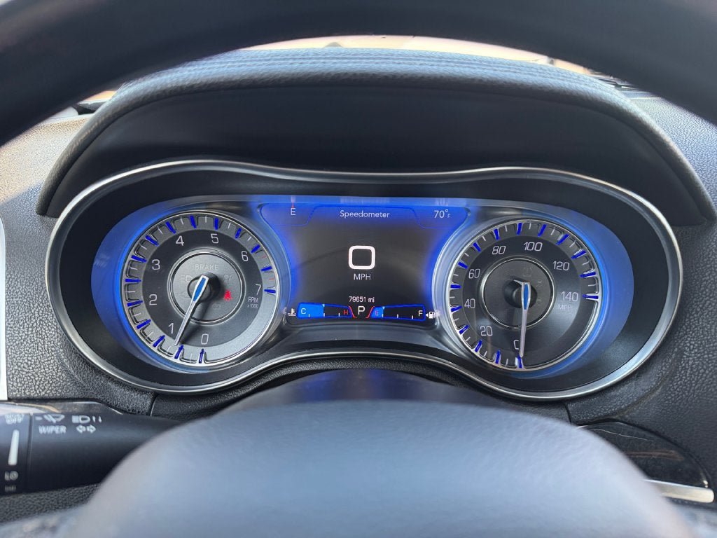 Used 2020 Chrysler 300 Limited RWD image 15