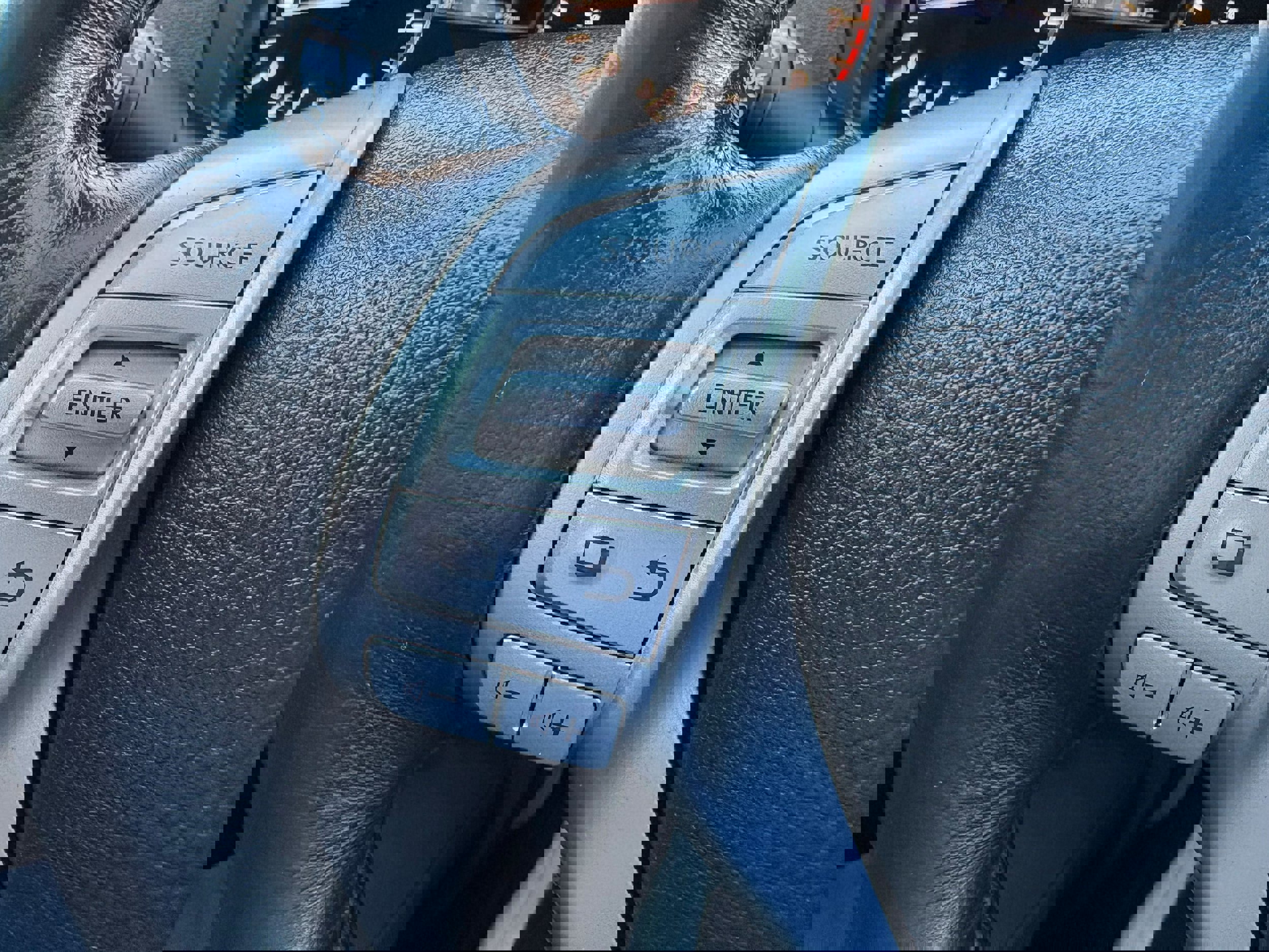 Used 2018 Nissan Altima 2.5 SL w/ 2.5 SL Technology Package image 32