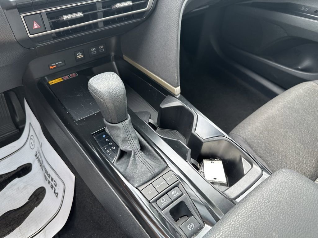 Used 2025 Toyota Camry LE image 21