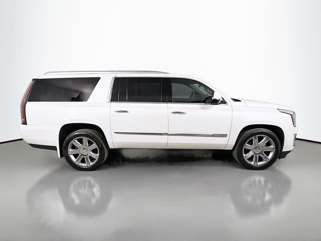 Used 2017 Cadillac Escalade ESV Premium Luxury AWD/4WD image 5