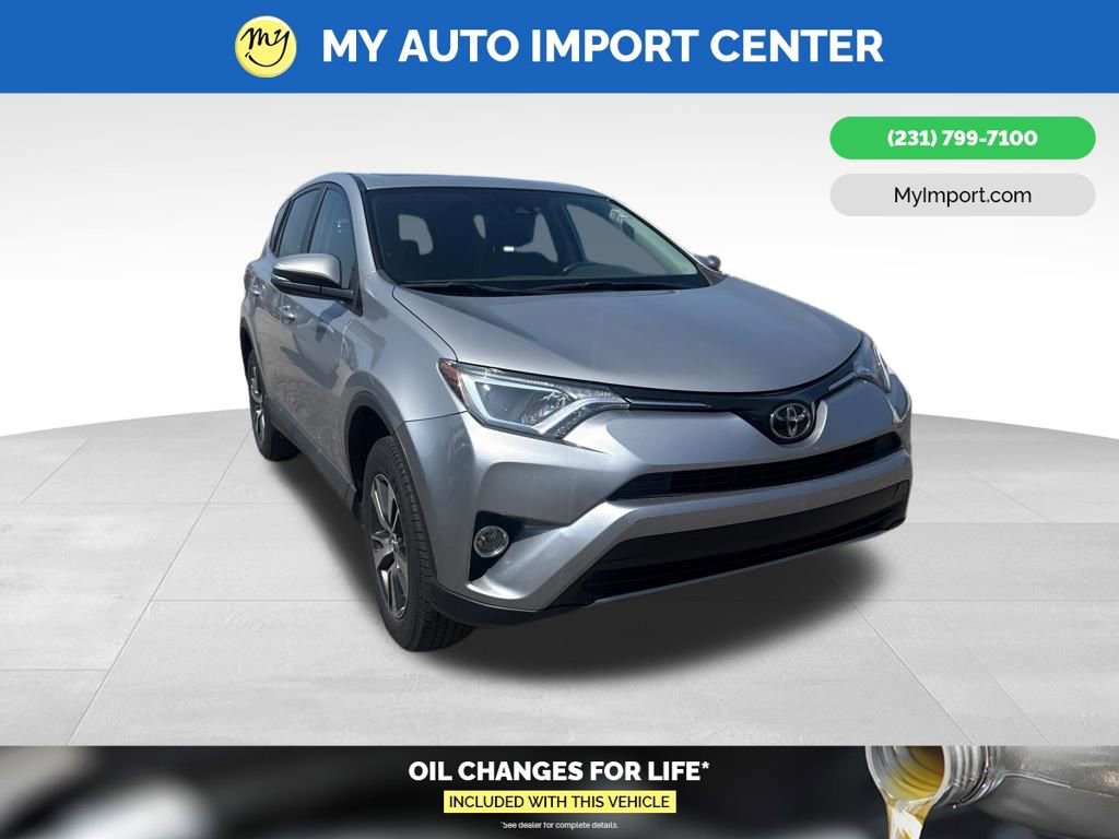 Used 2018 Toyota RAV4 XLE image 1