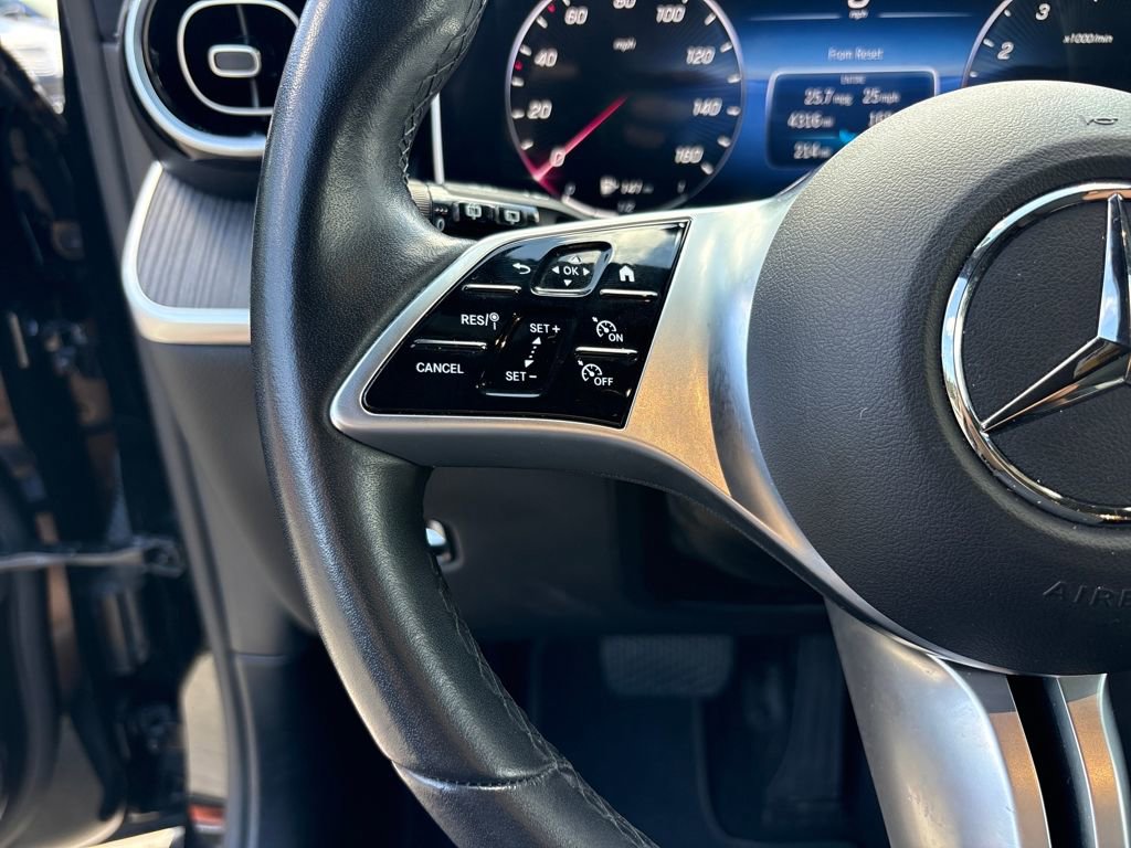 Used 2024 Mercedes-Benz GLC 300 GLC 300 image 17