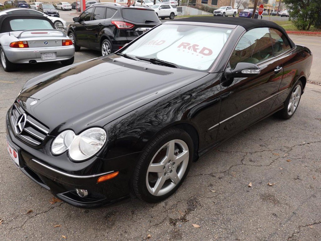 Used 2007 Mercedes-Benz CLK 550 2dr Cabriolet 5.5L image 3