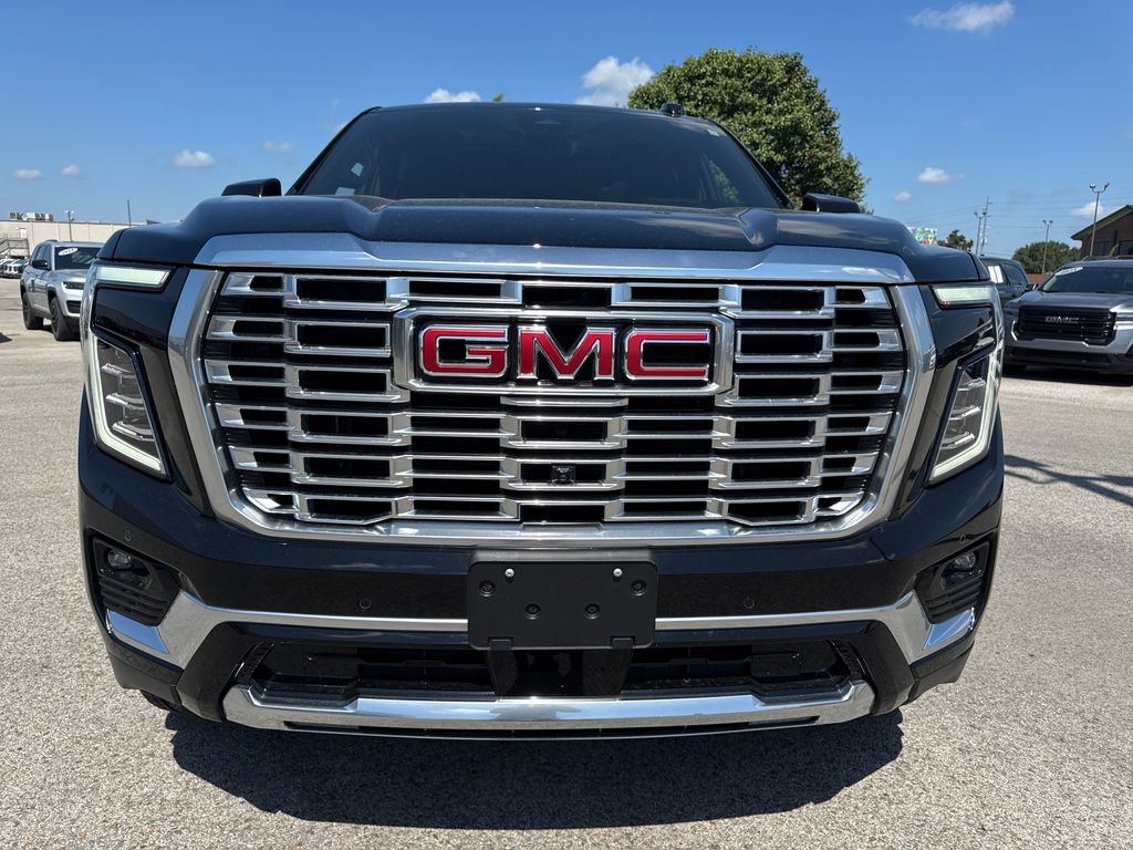 Used 2026 GMC Yukon XL Denali w/ Denali Reserve Package AWD/4WD image 10