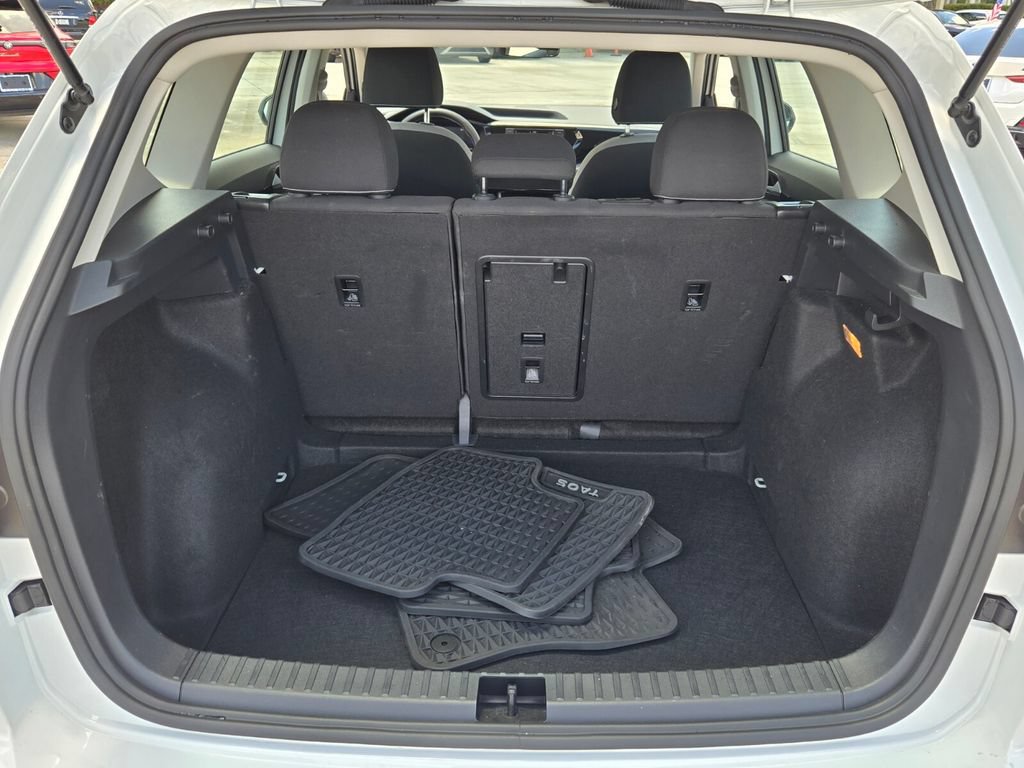 Certified 2023 Volkswagen Taos S w/ Driver Assistance Package FWD image 15