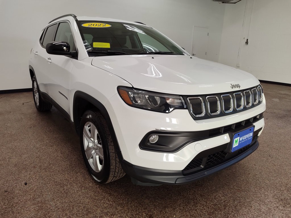 Used 2022 Jeep Compass Latitude AWD/4WD image 8