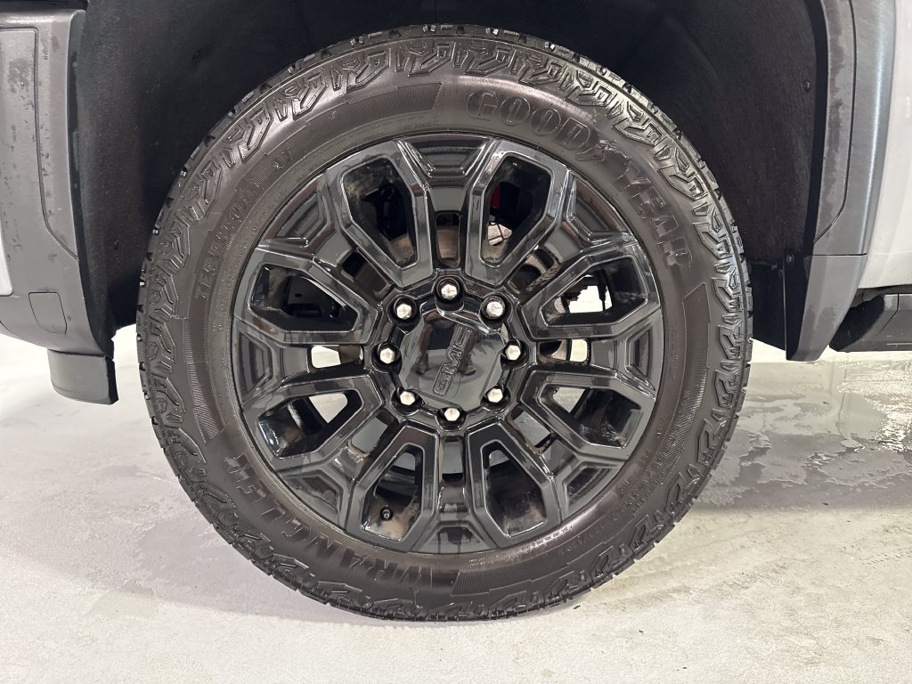 Used 2024 GMC Sierra 2500 AT4 w/ AT4 Premium Plus Package AWD/4WD image 52