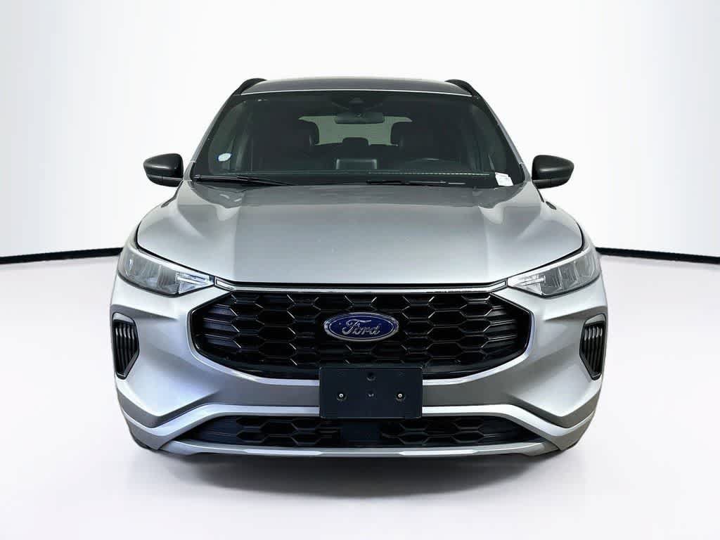 Used 2023 Ford Escape ST-Line AWD/4WD image 6