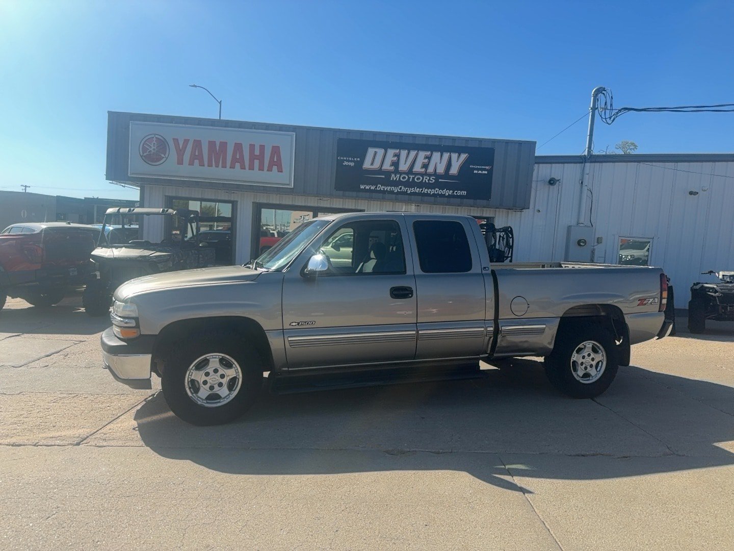 Used 2002 Chevrolet Silverado 1500 LS w/ Off-Road Pkg AWD/4WD image 1