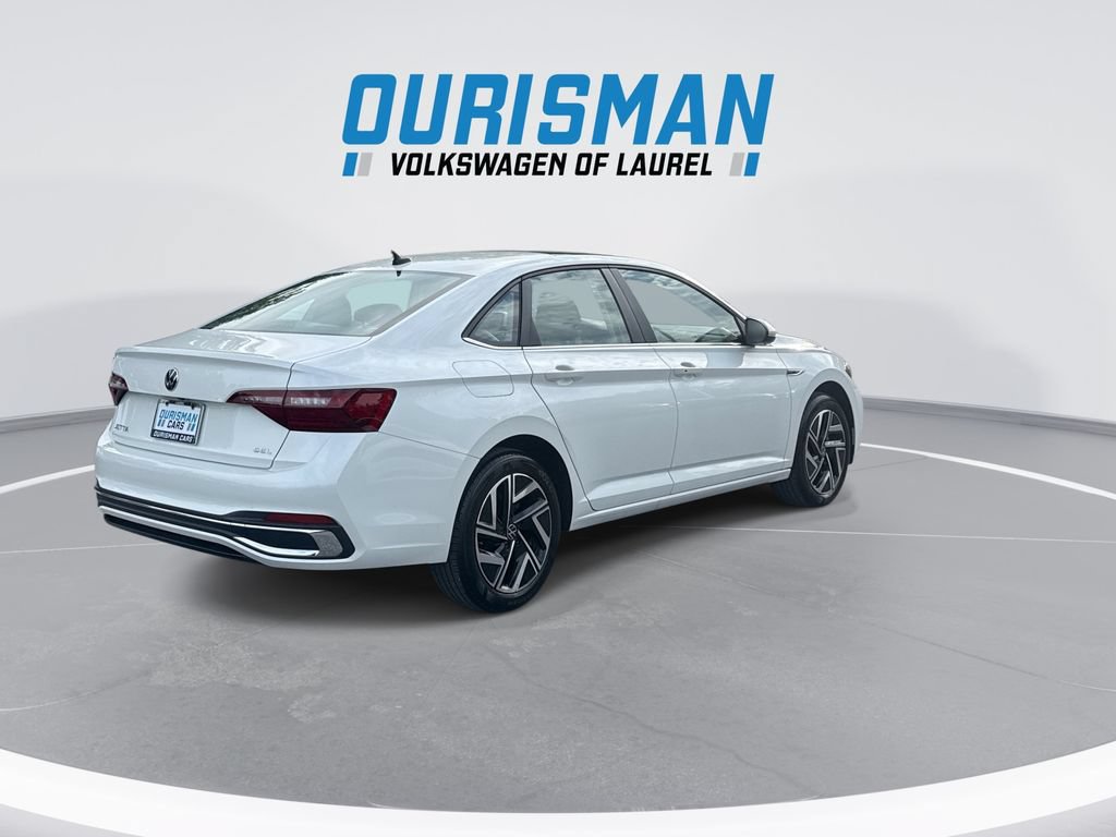 Used 2024 Volkswagen Jetta SEL FWD image 8
