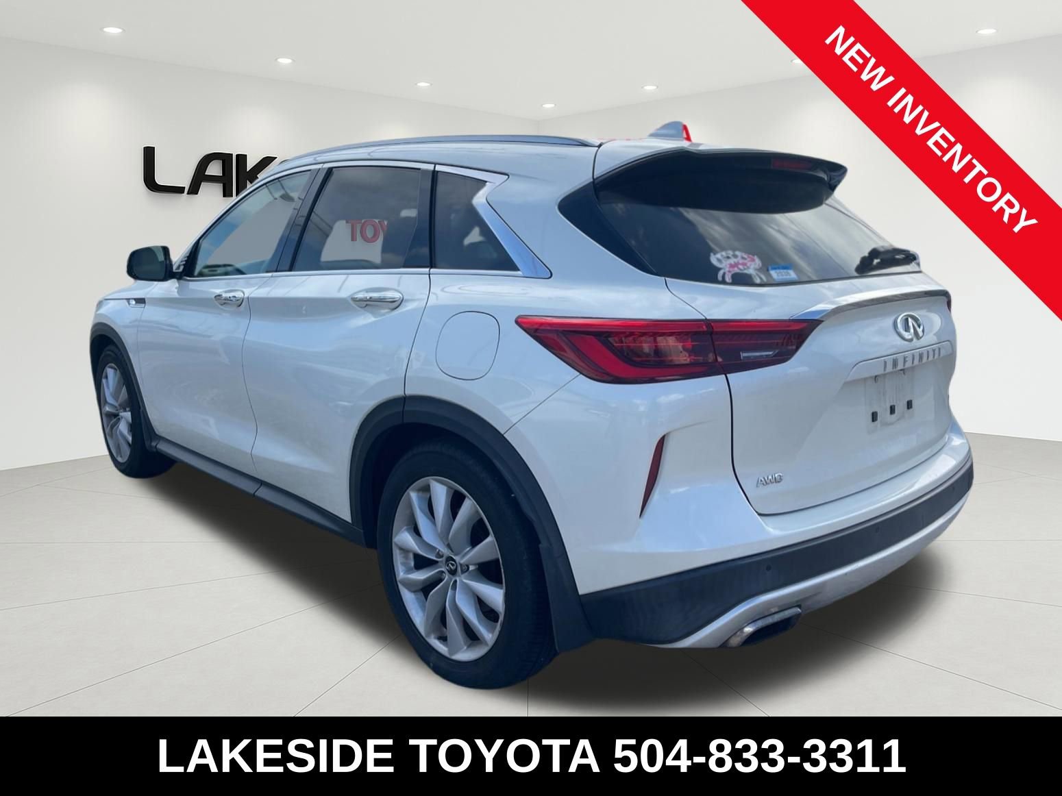 Used 2019 INFINITI QX50 Essential w/ Premium Heat Package image 3