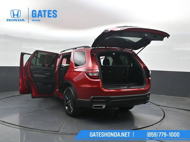 Certified 2025 Honda Pilot Sport image 54