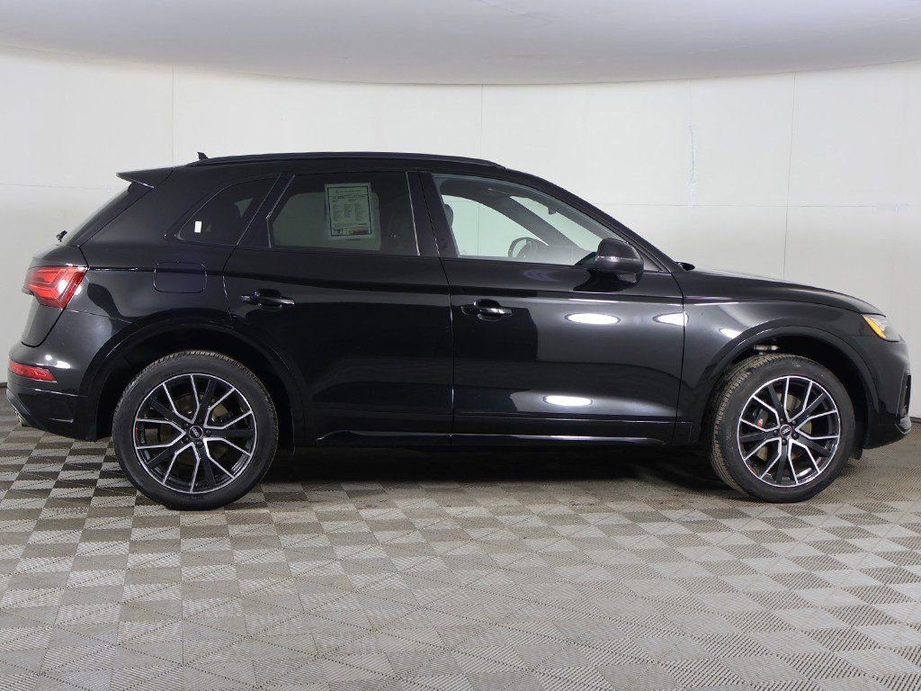 Used 2023 Audi SQ5 Premium Plus w/ Premium Plus Package image 19