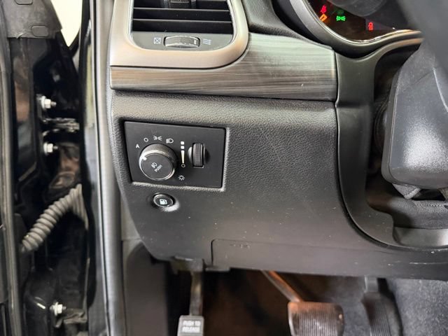 Certified 2022 Jeep Grand Cherokee Laredo E AWD/4WD image 23