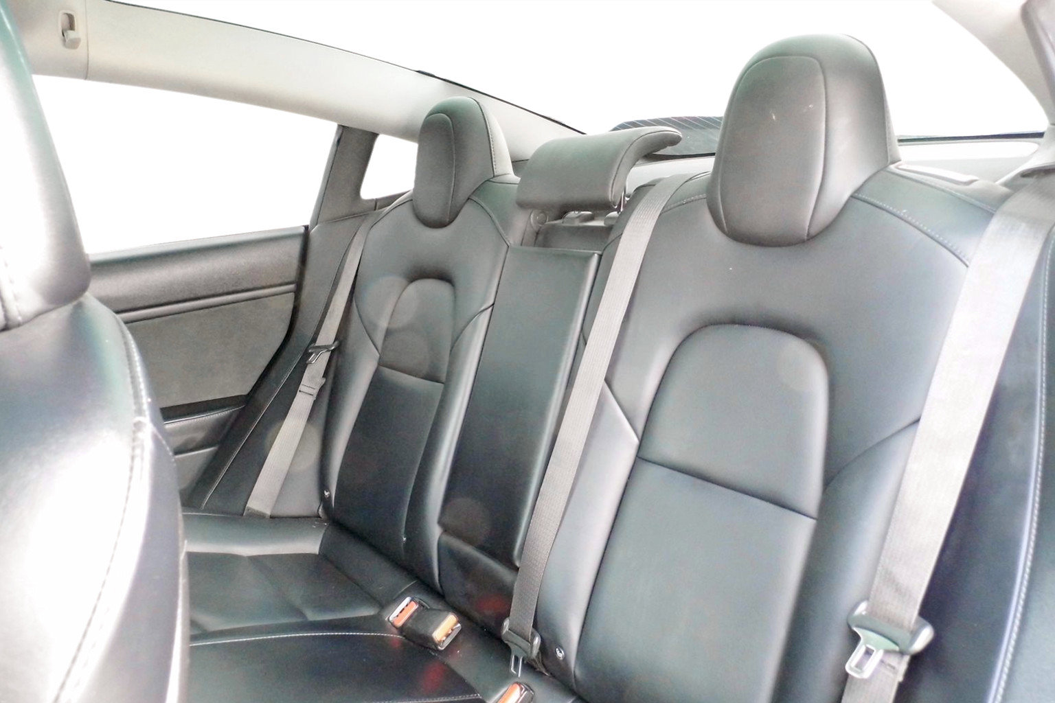 Used 2018 Tesla Model 3 Long Range image 24