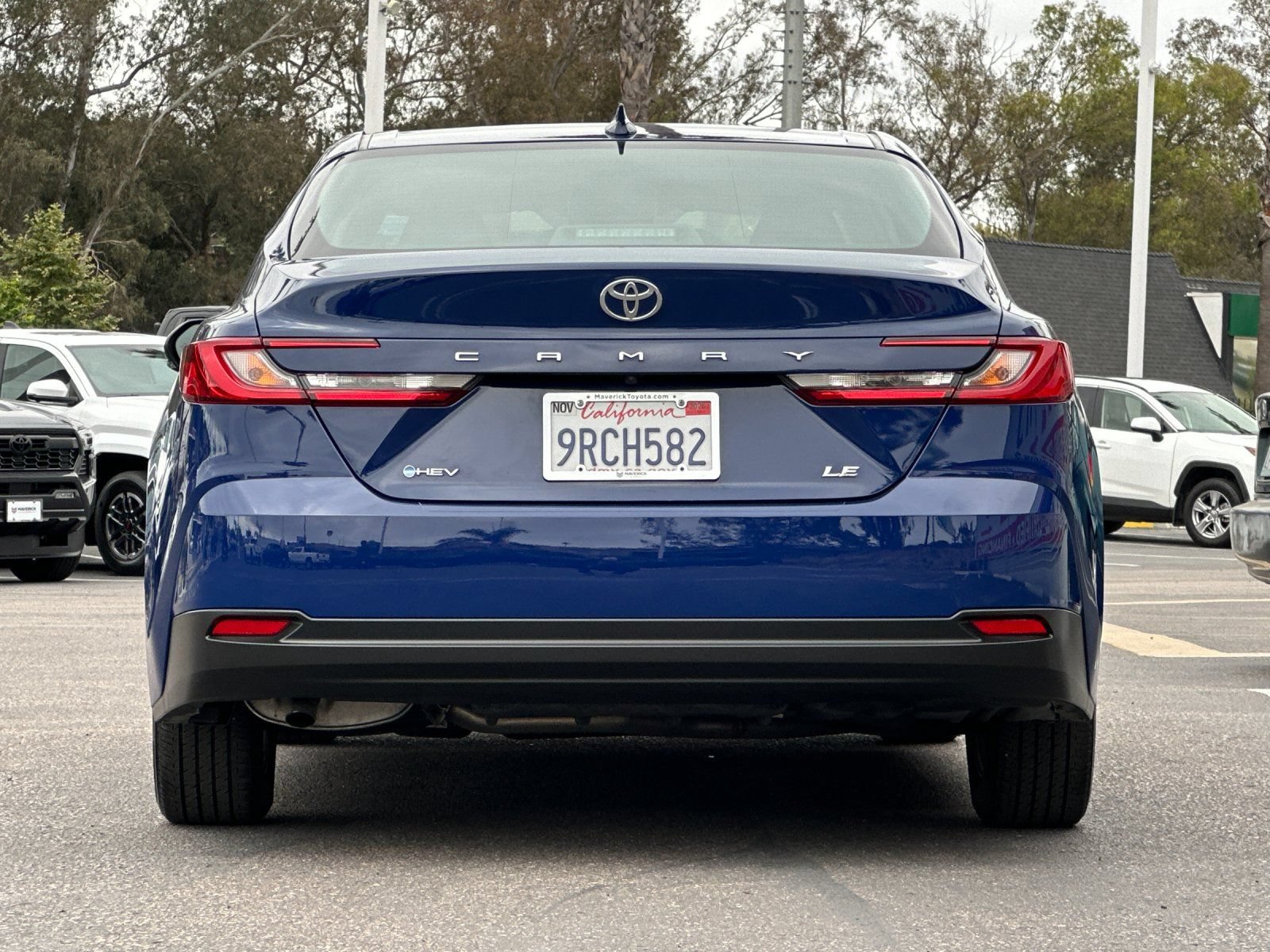 Used 2025 Toyota Camry LE FWD image 4