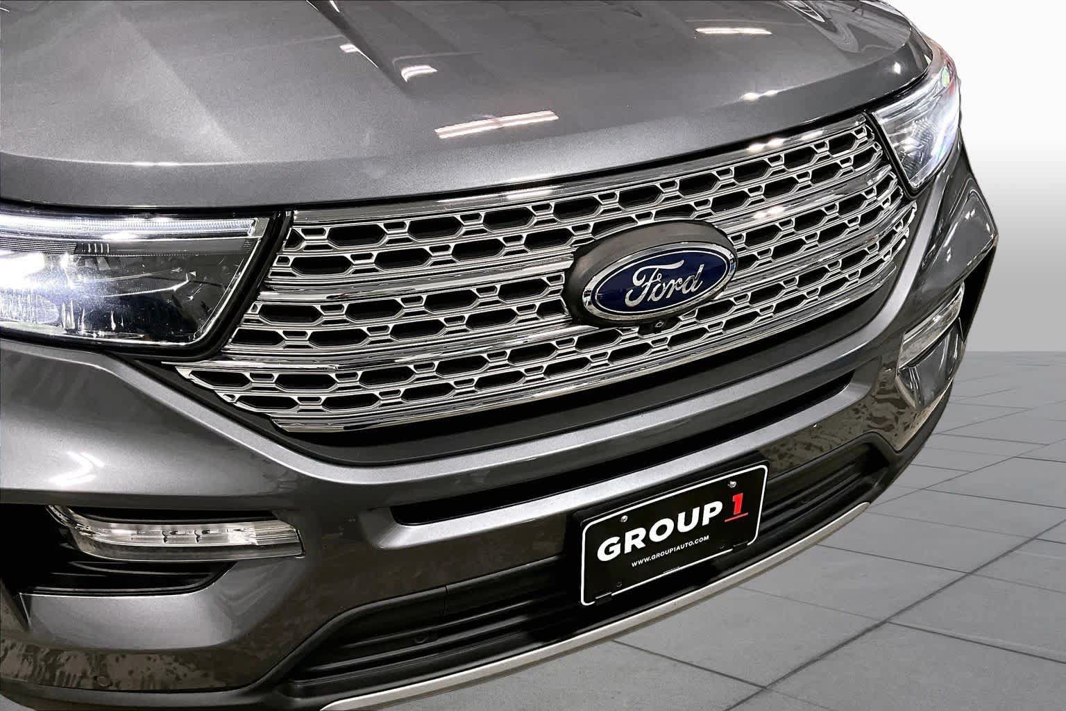 Used 2022 Ford Explorer Limited AWD/4WD image 30