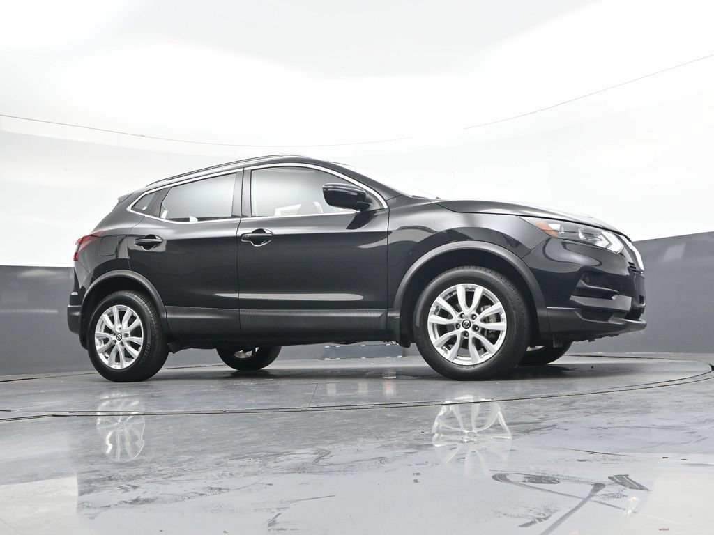 Used 2020 Nissan Rogue Sport SV FWD image 36