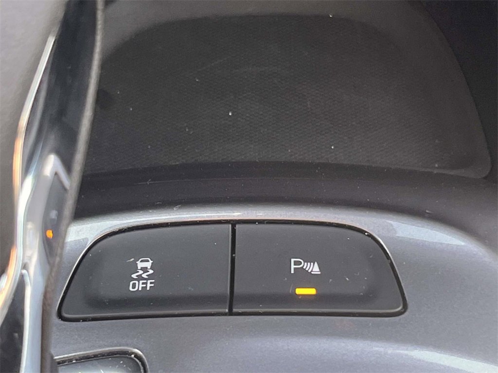 Used 2024 Chevrolet Malibu LT image 26