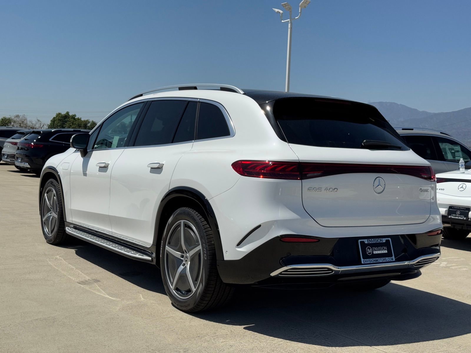 New 2026 Mercedes-Benz EQS 400 4MATIC SUV image 7