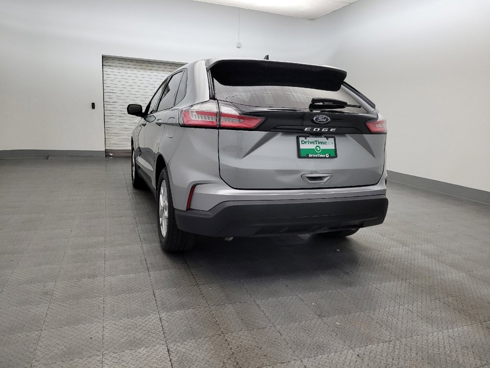 Used 2023 Ford Edge SE image 6