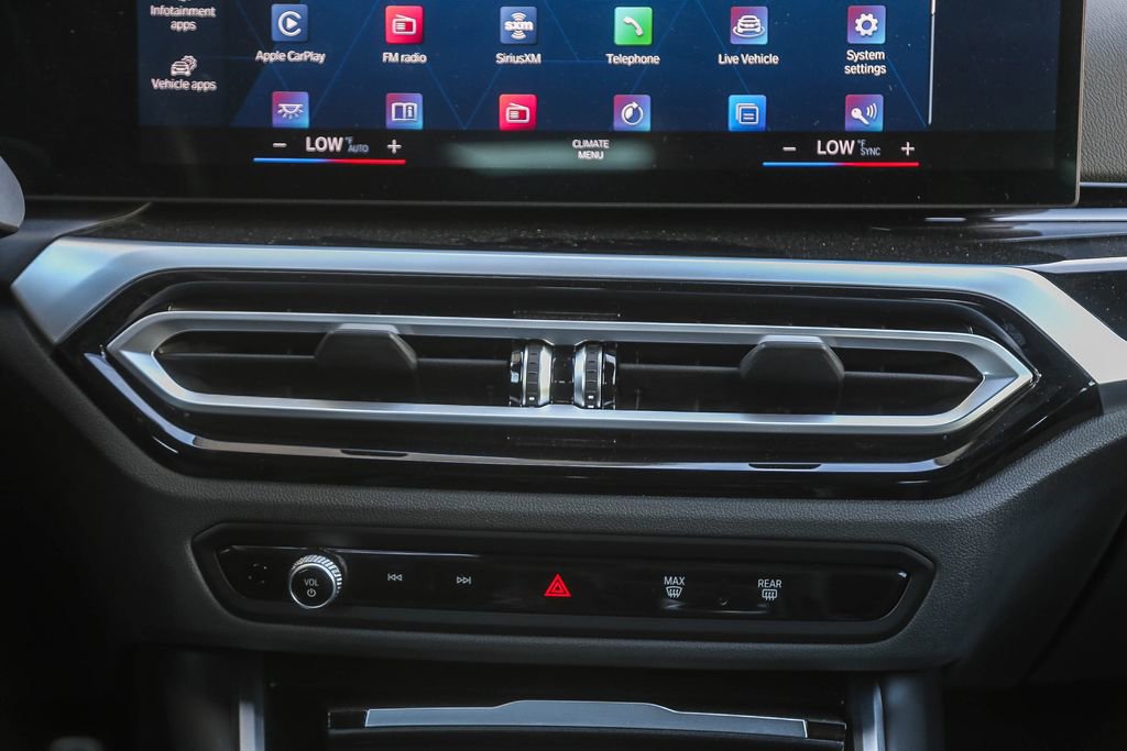 Used 2023 BMW M2 image 10