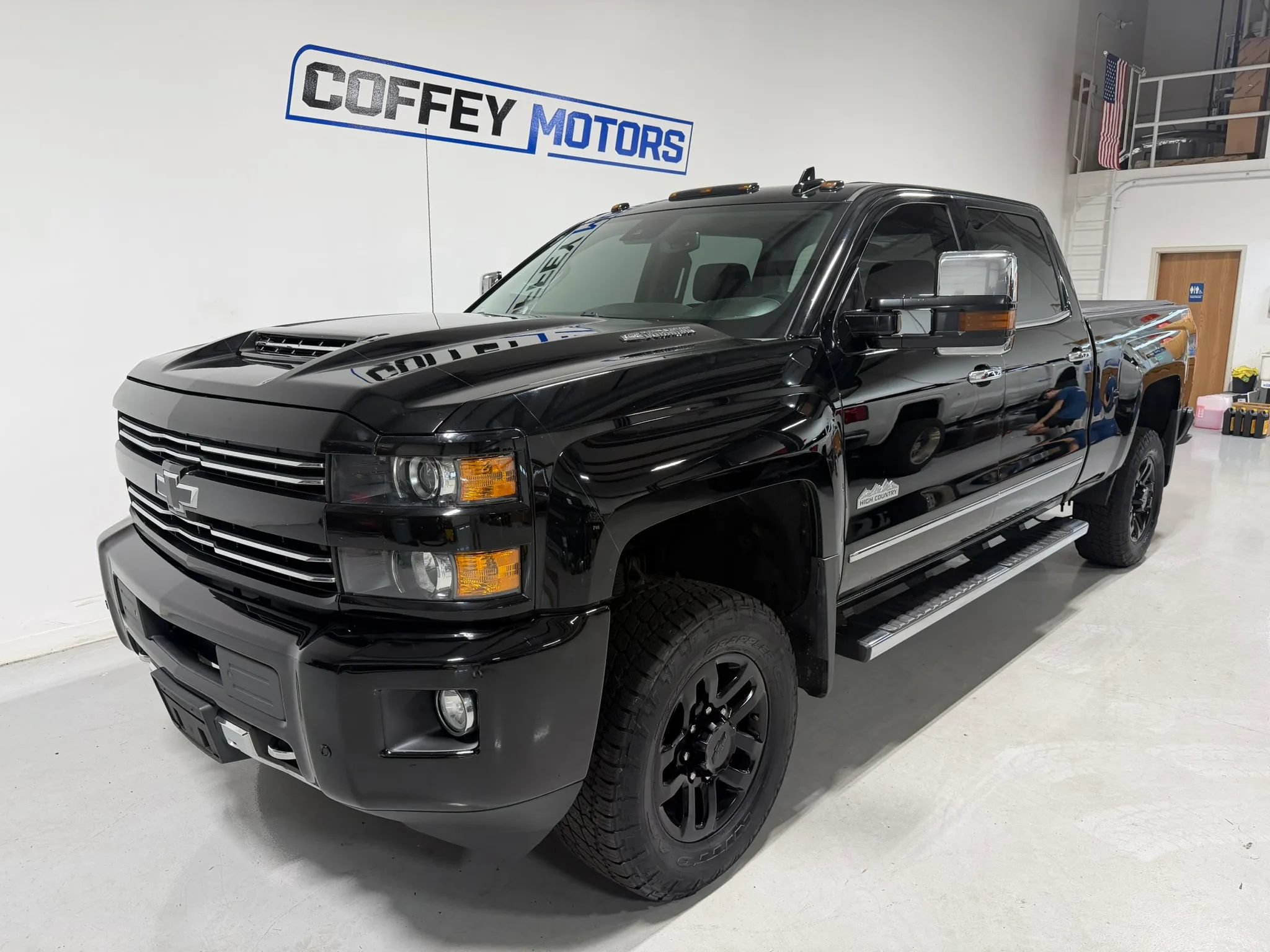 Used 2017 Chevrolet Silverado 3500 High Country w/ Duramax Plus Package AWD/4WD image 2