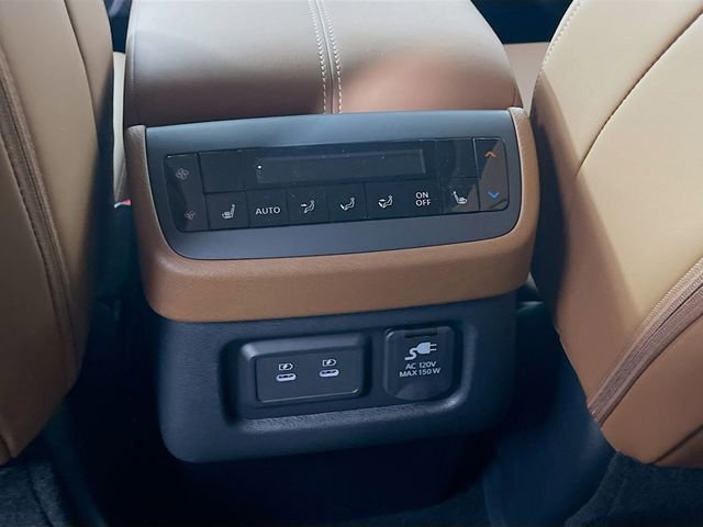 New 2026 Nissan Pathfinder Platinum image 15