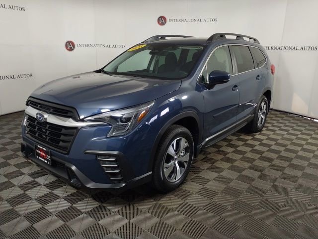 Certified 2025 Subaru Ascent Premium AWD/4WD image 1