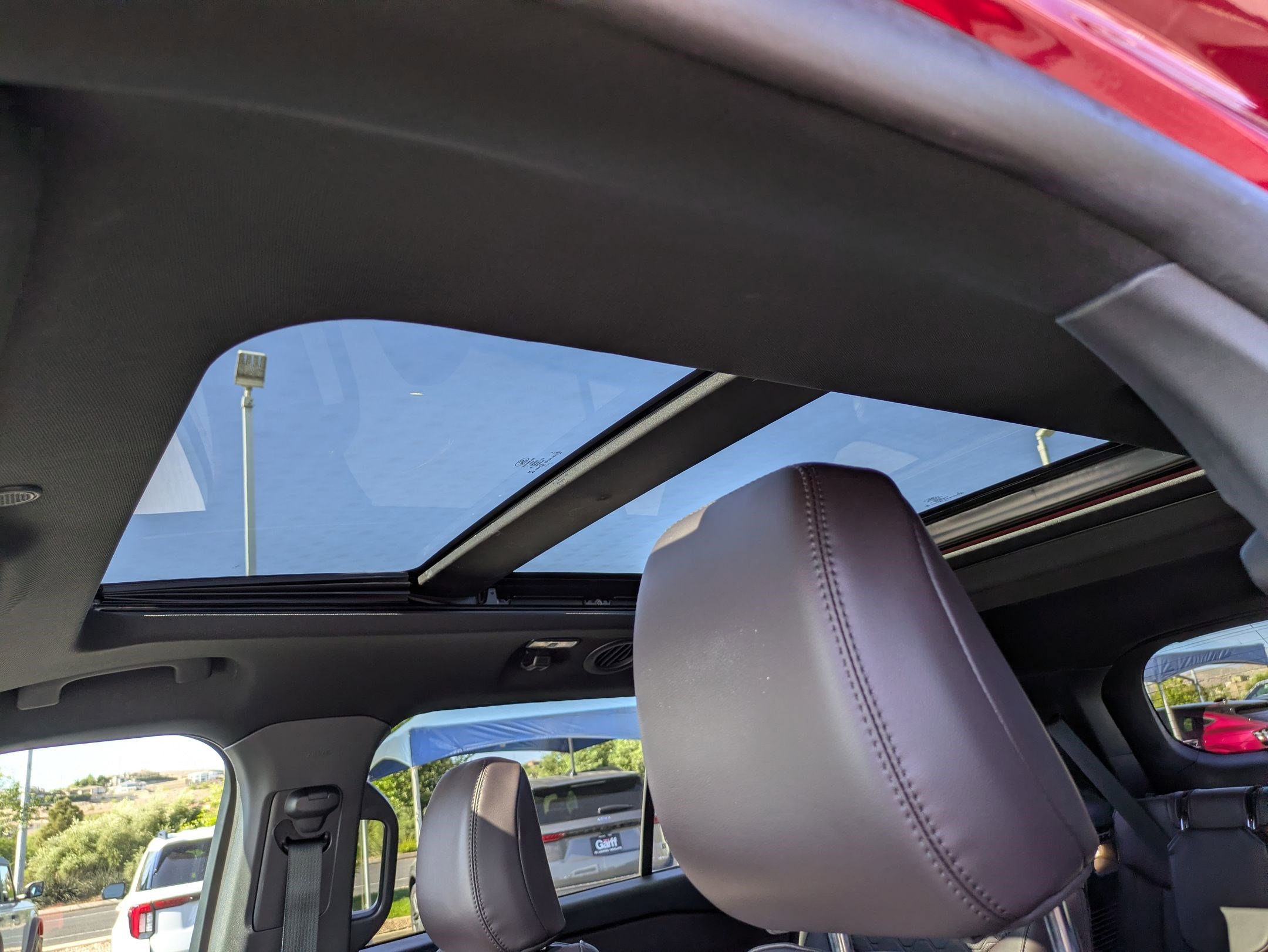 Used 2025 Ford Explorer Platinum w/ Ultimate Package image 18