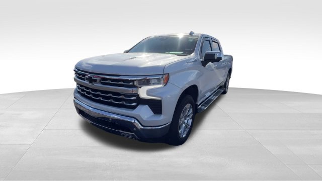 Used 2023 Chevrolet Silverado 1500 LTZ w/ LTZ Premium Package AWD/4WD image 2
