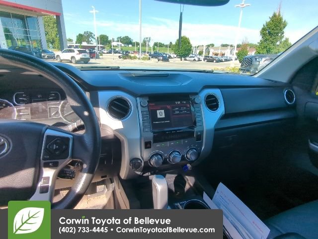 Used 2020 Toyota Tundra SR5 w/ SR5 Upgrade Package AWD/4WD image 20