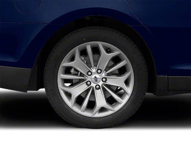 Used 2013 Ford Taurus SEL FWD image 11