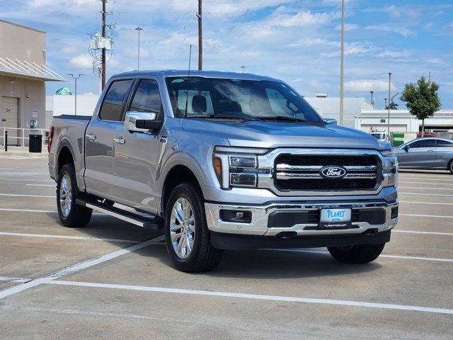 Used 2025 Ford F150 Lariat w/ Equipment Group 501A Mid AWD/4WD image 3