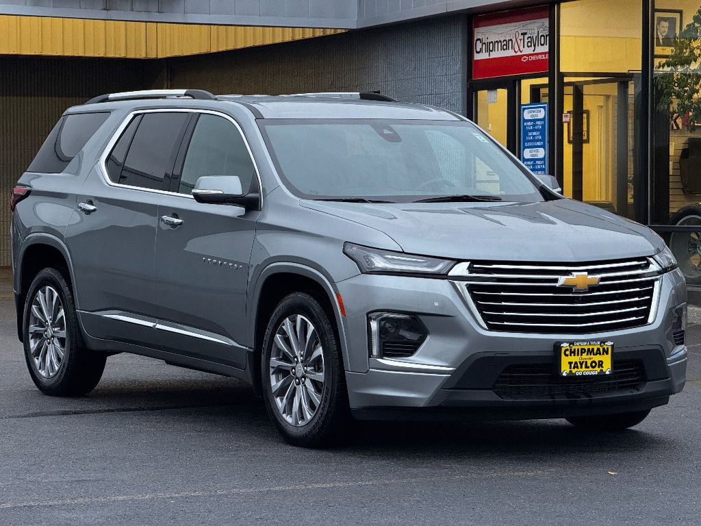 Used 2023 Chevrolet Traverse Premier image 1