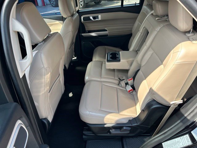 Used 2023 Ford Explorer XLT w/ Equipment Group 202A RWD image 40