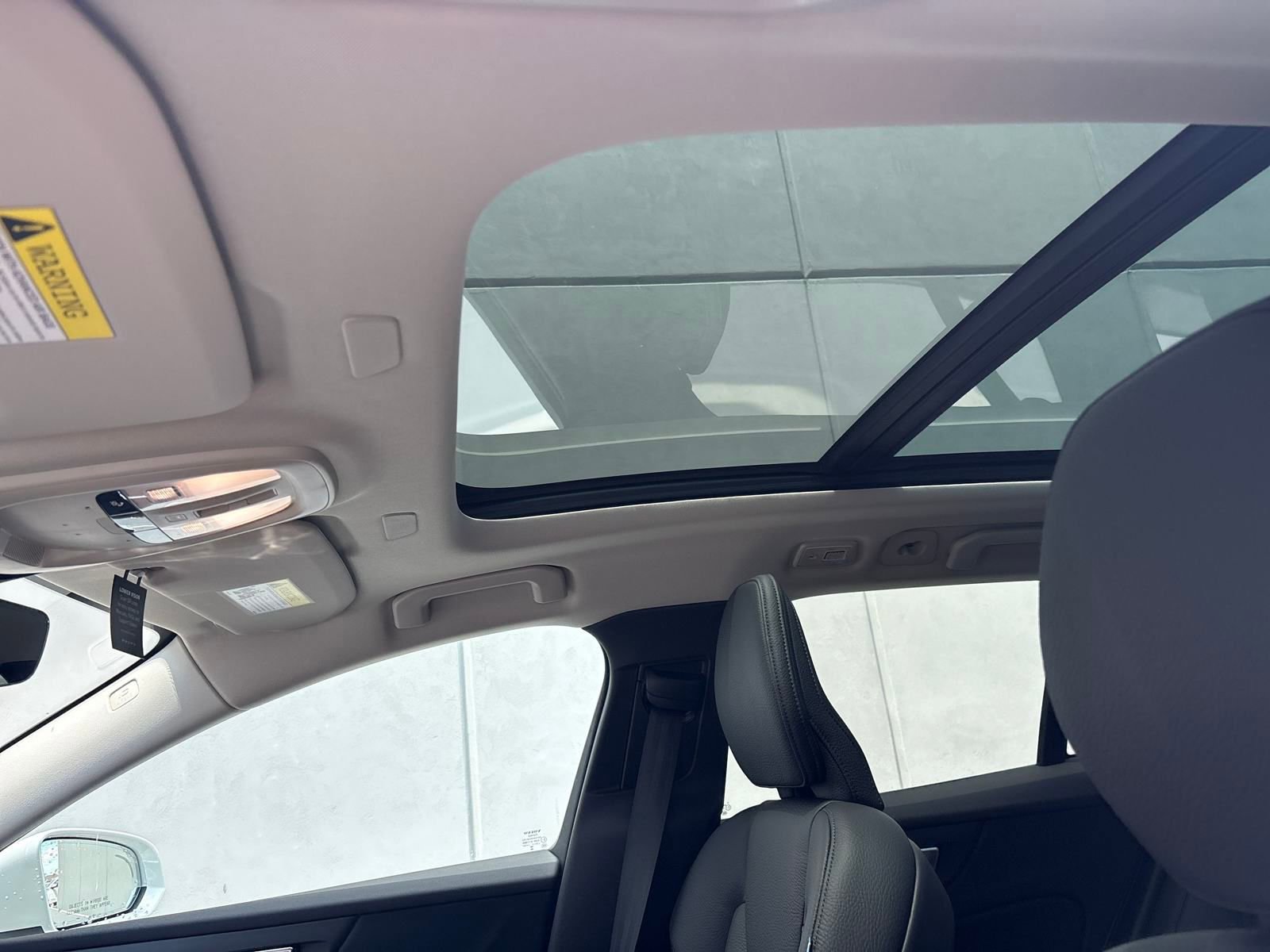 New 2025 Volvo V60 B5 Cross Country Plus w/ Protection Package Premier image 25