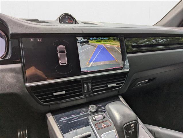 Used 2020 Porsche Cayenne S image 16